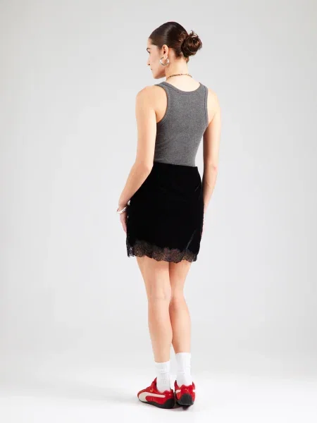 TOPSHOP Krilo VELLA' črna