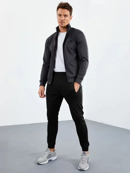 Tommy Life Tréningruha fekete