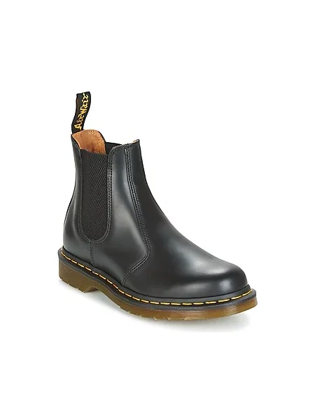 Usnjene superge Dr. Martens črna
