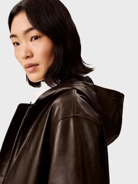 Укорочена джинсова куртка Calvin Klein Jeans з капюшоном коричнева