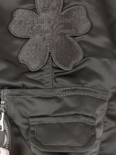 Geacă bomber Alpha Industries cu model floral cu glugă verde