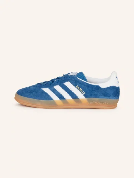 Sneakersy Adidas Originals zamszowe z logo białe