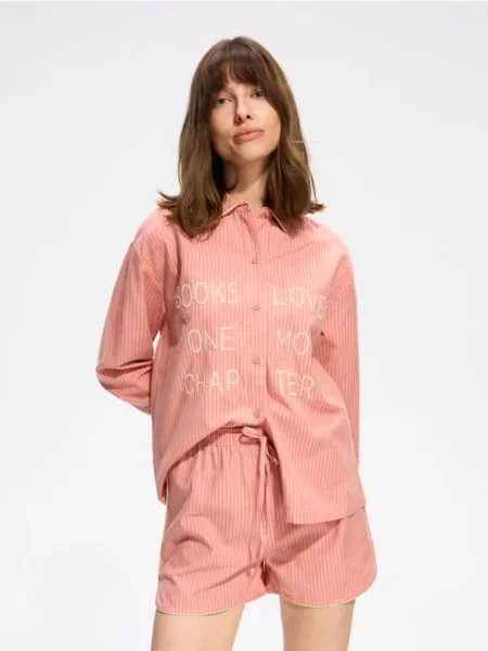 Reserved Pijama din două piese din roz-pudră roz