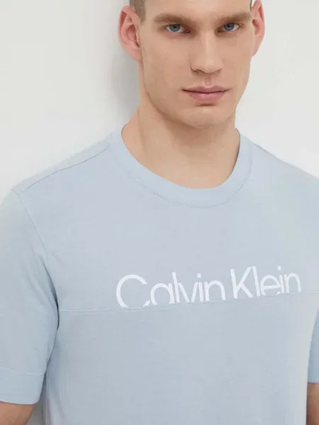 Тениска Calvin Klein Performance синьо с принт светлосиньо