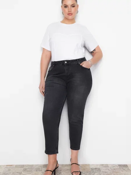 Blugi mom fit Trendyol cu talie înaltă negru