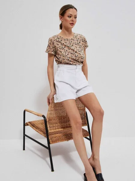 Bluzka Moodo w kwiatki z nadrukiem brązowa