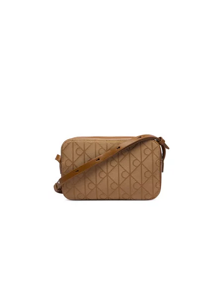 Calvin Klein Táska Emblem Aop Jacquard Camera Bag Barna bézs