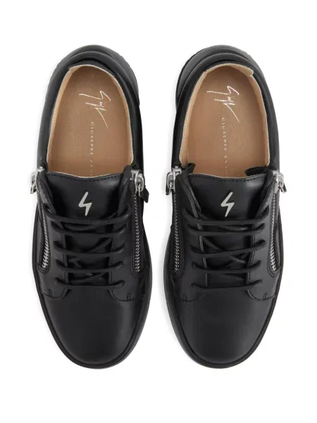 Маратонки Giuseppe Zanotti с дантела черно