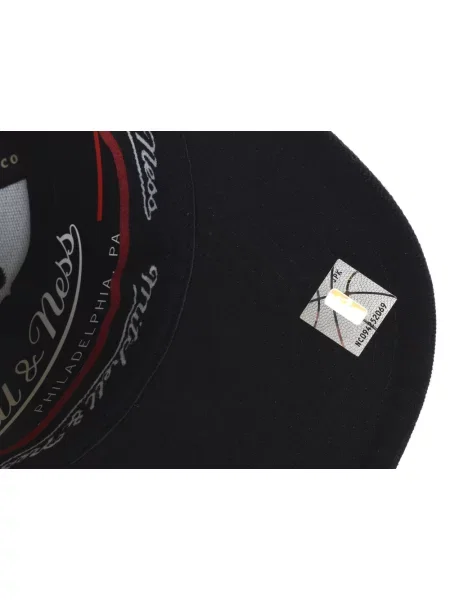 Șapcă Mitchell & Ness negru