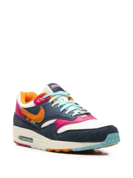 Sneakerși Nike Dunk retro din fleece alergare alb