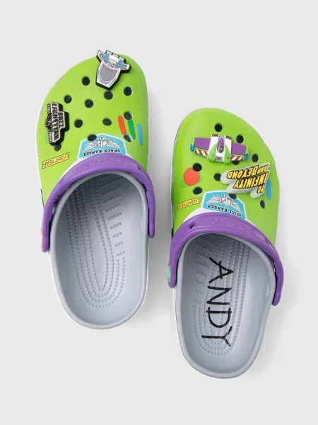 Классические шлепанцы Crocs