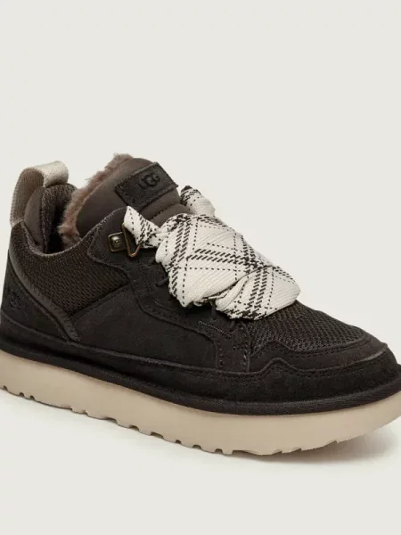 UGG Sneakers LOWMEL cu adaos de lână | shearling | piele întoarsă negru