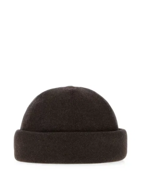 Căciulă Giorgio Armani cu bretele maro