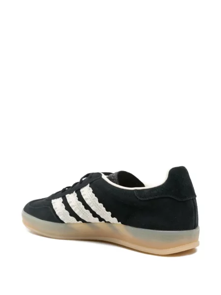 Sneakerși Adidas Gazelle din piele de căprioară cu dungi negru