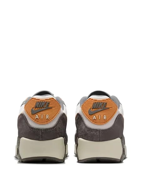 Маратонки Nike Air Max Plus с пейсли десен с принт розово