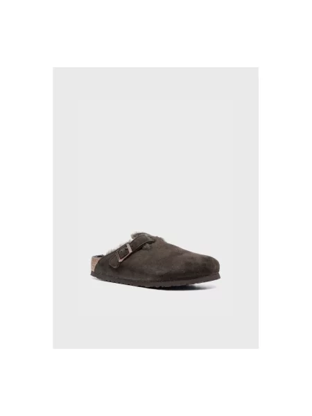 Klapki Birkenstock z owczej skóry brązowe