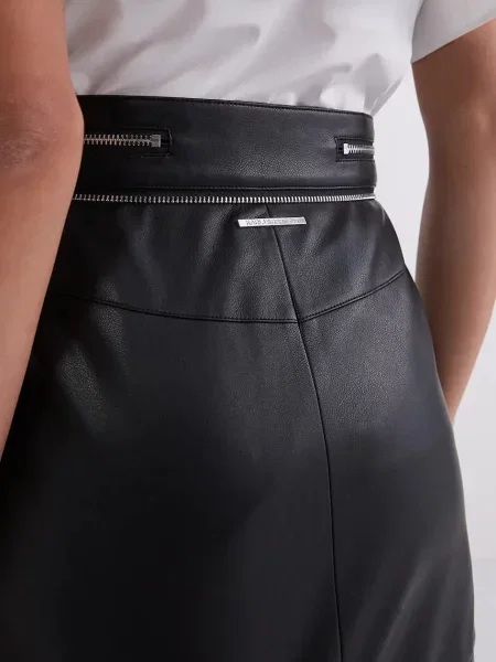 KARL LAGERFELD Fustă din imitație de piele negru