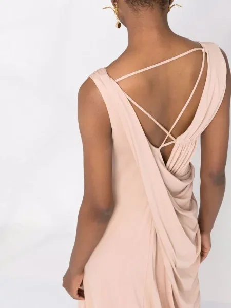 Odgovarati haljina Alberta Ferretti s draperijom