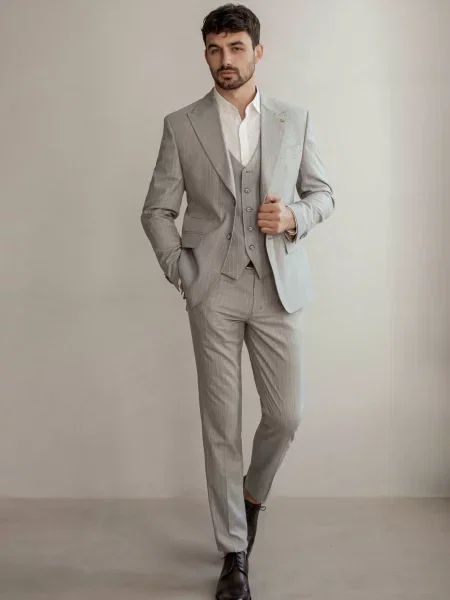 Костюм Andreas Moskin в деловом стиле серый