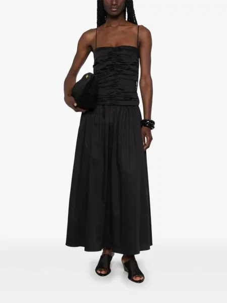 Rochie midi Tove cu volane negru