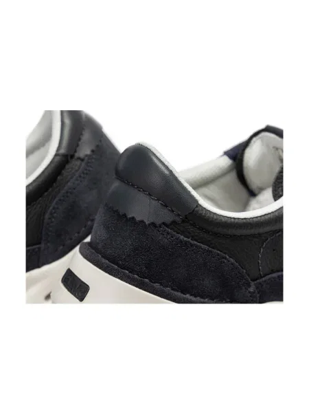 Pantofi Clarks
