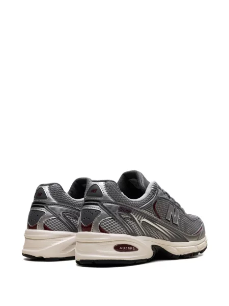 Sneakerși New Balance din piele de căprioară alb