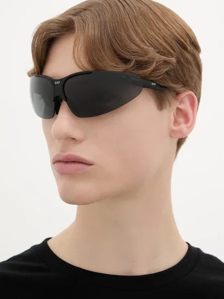 Emporio Armani napszemüveg férfi fekete