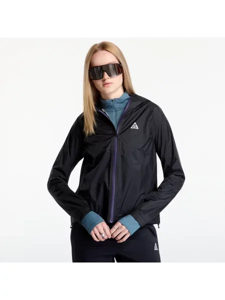 Куртка Nike біла