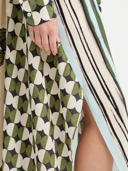 Шелковое платье мини Weekend Max Mara клеш бежевое