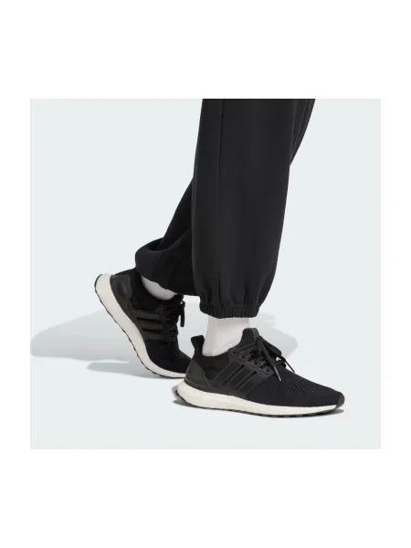 Adidas Teplákové nohavice ALL SZN Soft Lux čierna