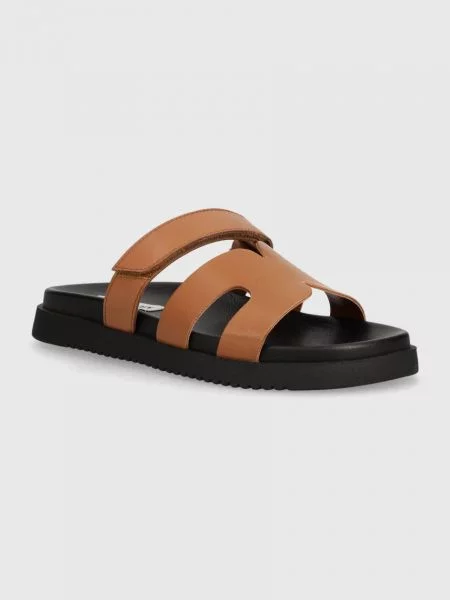 Kožené pantofle Steve Madden Missile hnědá