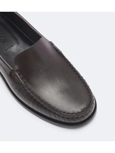 Pantofi loafer Aeyde din piele maro