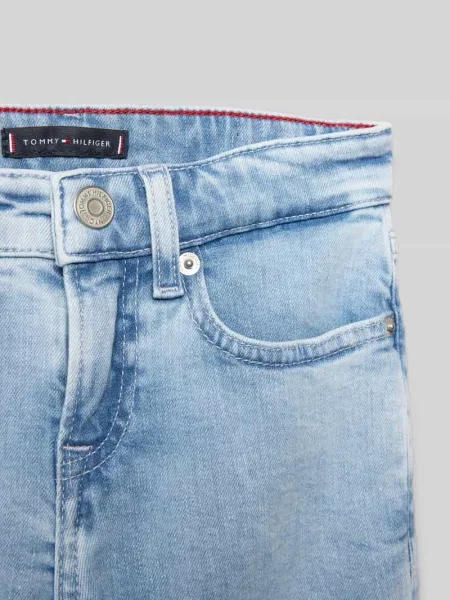 Szorty jeansowe z detalami z logo Tommy Hilfiger błękitne