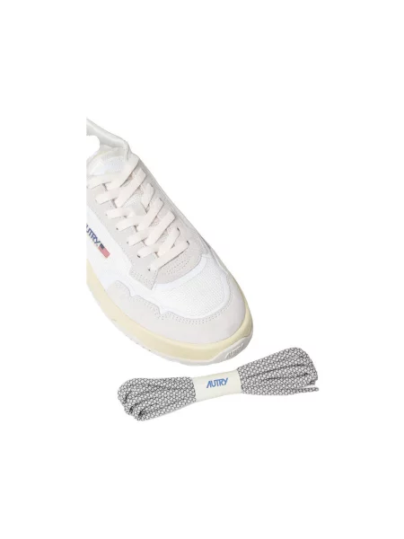 Pantofi Autry alb