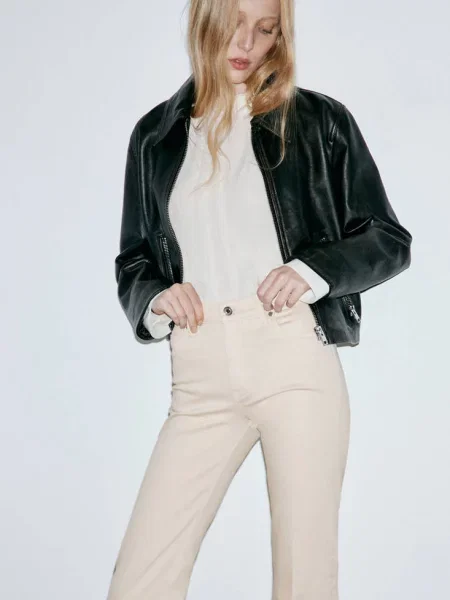 Dżinsy Sienna flare crop piaskowy Kobieta 44 MANGO