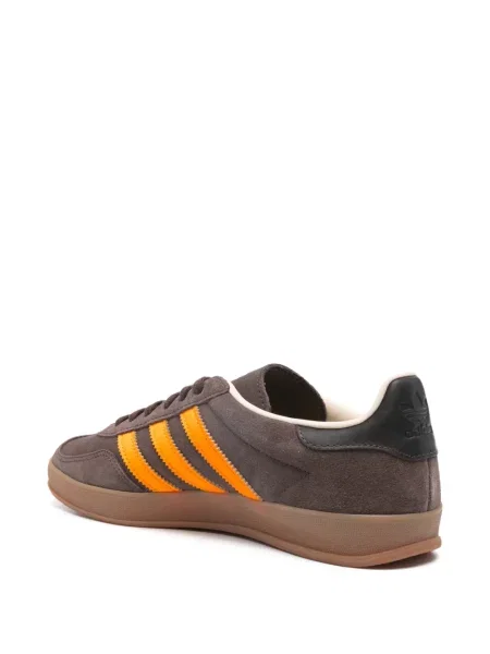 Pruhované tenisky Adidas Samba s potiskem bílé