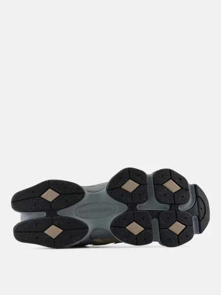 Кроссовки New Balance 990 бежевые
