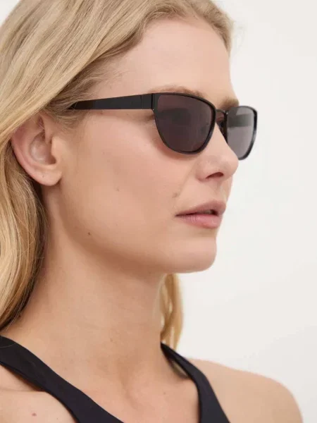 Слънчеви очила Guess черно