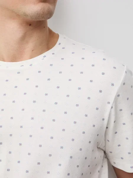 Футболка Medicine