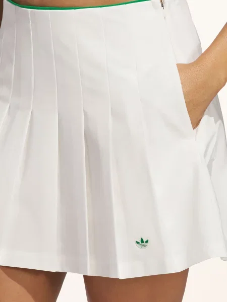 Sukienka plisowana Adidas plisowana biała