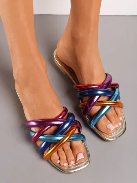 Șlapi Platforma Joasă cu Barete Ornamentale Vemina aurii