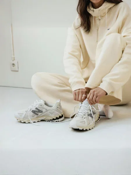 Повседневные кроссовки New Balance белые