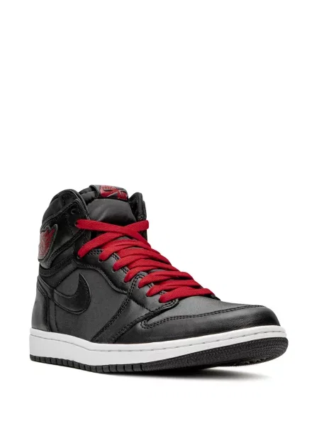 Retro stiliaus sportbačiai Jordan Air Jordan 1 satino juoda