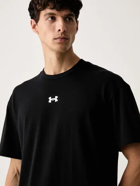 Póló Under Armour fekete
