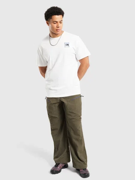 The North Face T-Shirt Relaxed Stitch Box biała