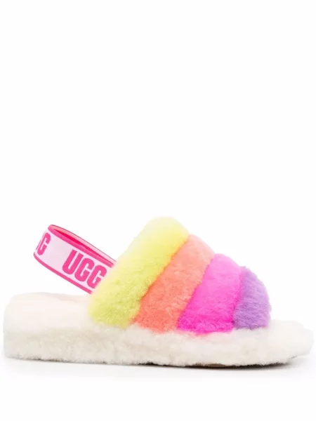 Papuci Ugg din piele de oaie roz