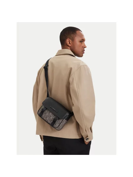 Calvin Klein Torba preko ramena svijetlosmeđa / crna bež