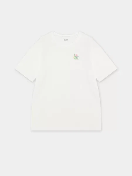 Футболка INTERTOP x KVITKOVA молочний