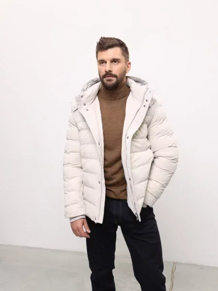 Пуховик Andreas Moskin бежевый