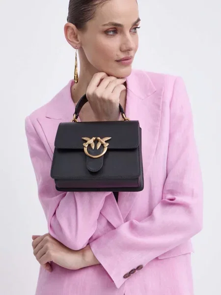 Pinko чанта crossbody дамска от кожа черно